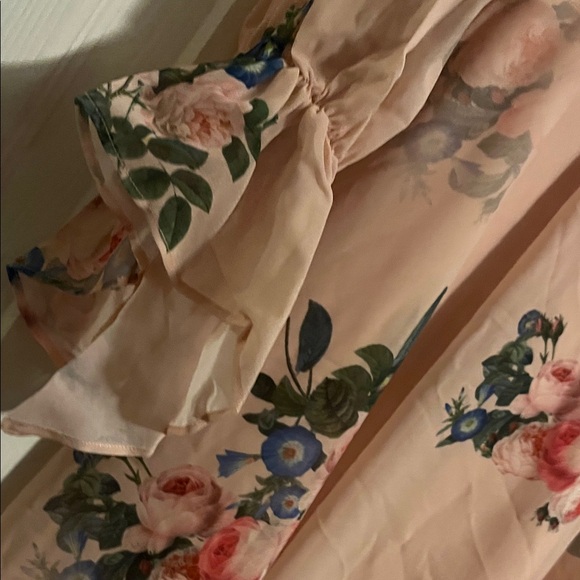 Floral Pink Maxi Dress - Picture 4 of 5